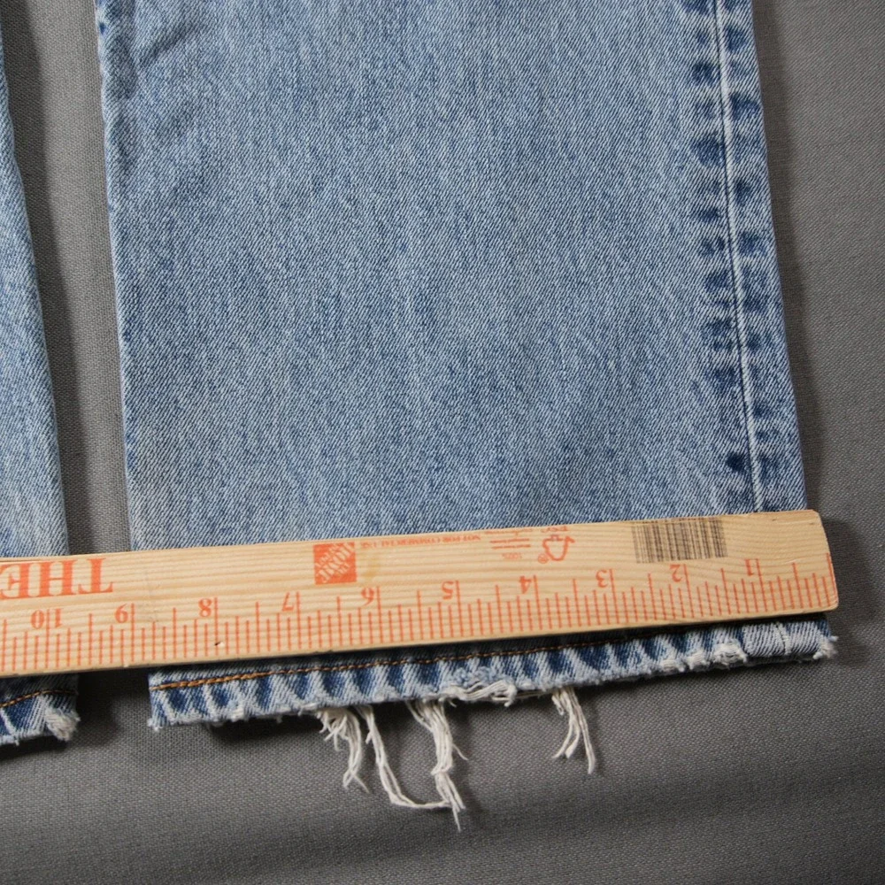 Vintage Y2K Levi 501 XX Distressed Button Fly Straight Leg Men Jeans 36x32 Light